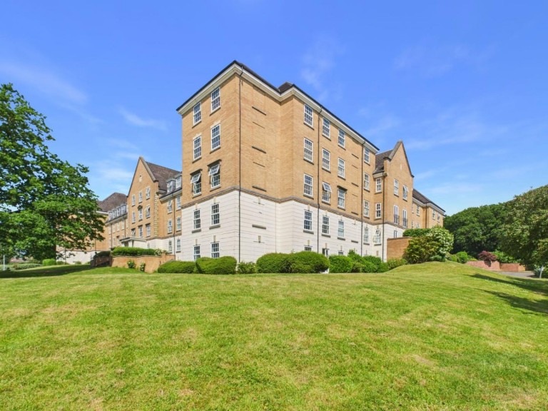 Images for Gynsills Hall, Stelle Way, Glenfield, Leicester