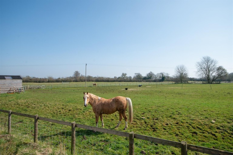Images for Alvescot, Oxfordshire