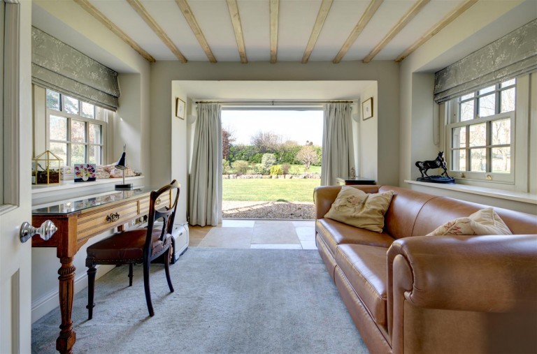 Images for Alvescot, Oxfordshire