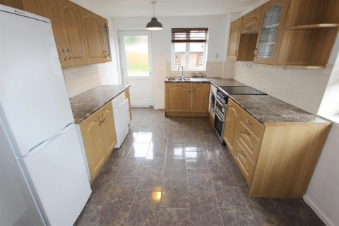 Click the photo for more details of Lauderdale Close, Long Lawford, Rugby