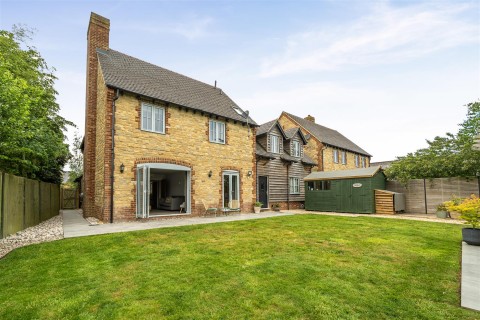 Click the photo for more details of Longcot, Faringdon, Oxfordshire. SN7