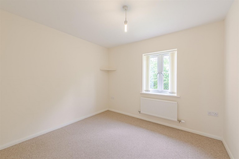 Images for Solent Road, Church Gresley, DE11