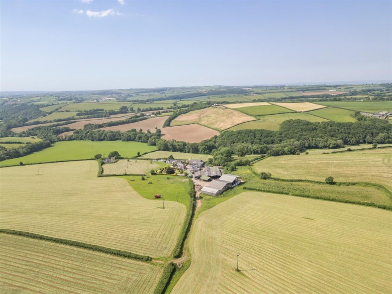 Click the photo for more details of Roborough, Winkleigh