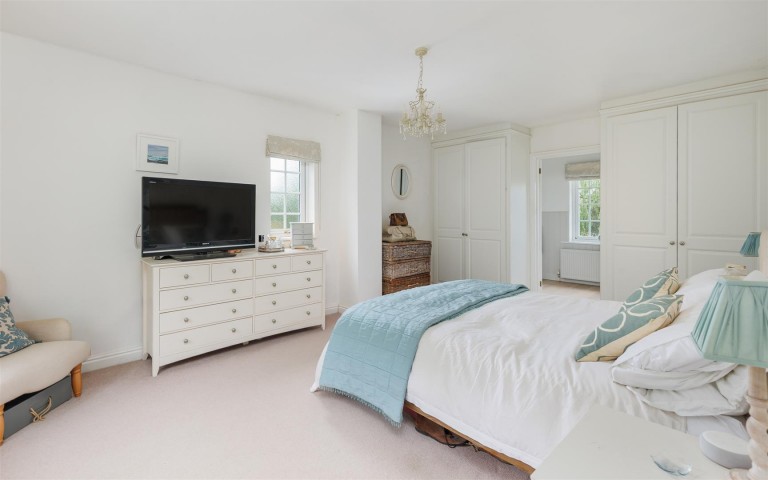 Images for Nr Cowes, Isle of Wight
