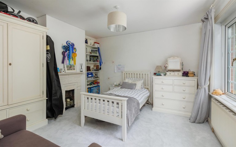 Images for Nr Cowes, Isle of Wight