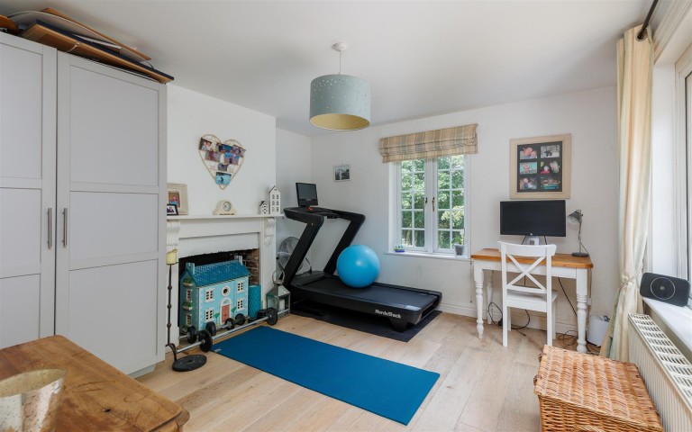 Images for Nr Cowes, Isle of Wight