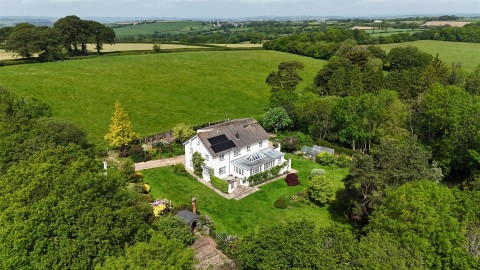 Click the photo for more details of Chittlehamholt