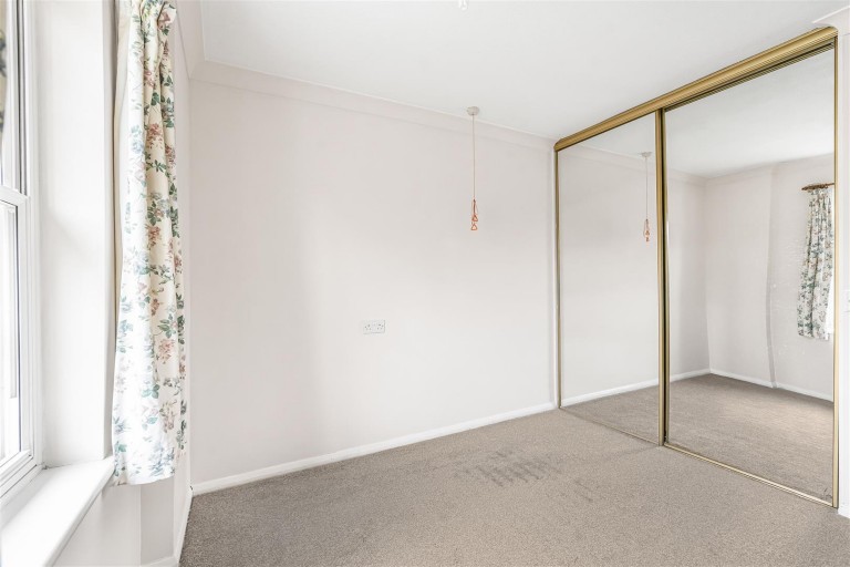 Images for Farmadine House, Saffron Walden