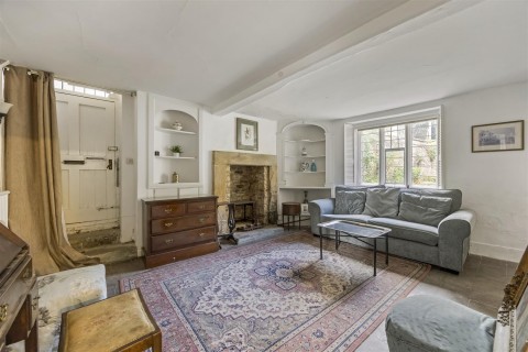 Click the photo for more details of High Street, Shipton-Under-Wychwood