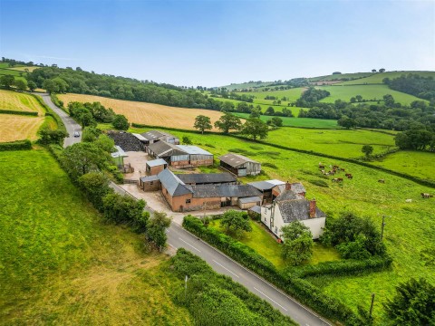 Click the photo for more details of Stockleigh Pomeroy, Crediton