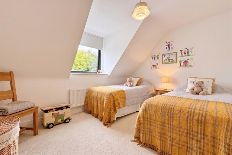 Images for Hall Lane, Branston, Lincoln