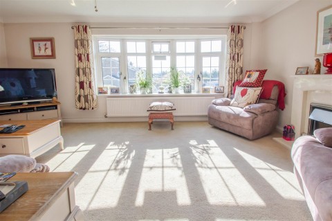 Click the photo for more details of Deans Close, Haverhill