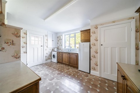 Click the photo for more details of Swallowcliffe Gardens, Yeovil