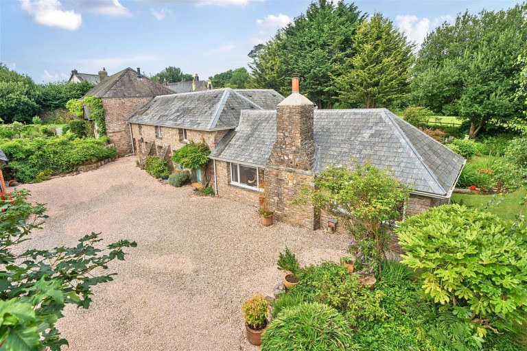 Images for Berry Pomeroy, Totnes outskirts