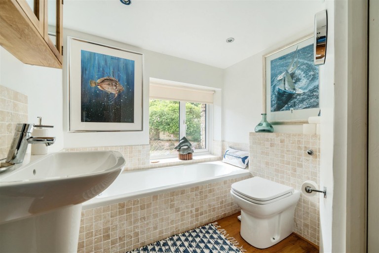 Images for Berry Pomeroy, Totnes outskirts