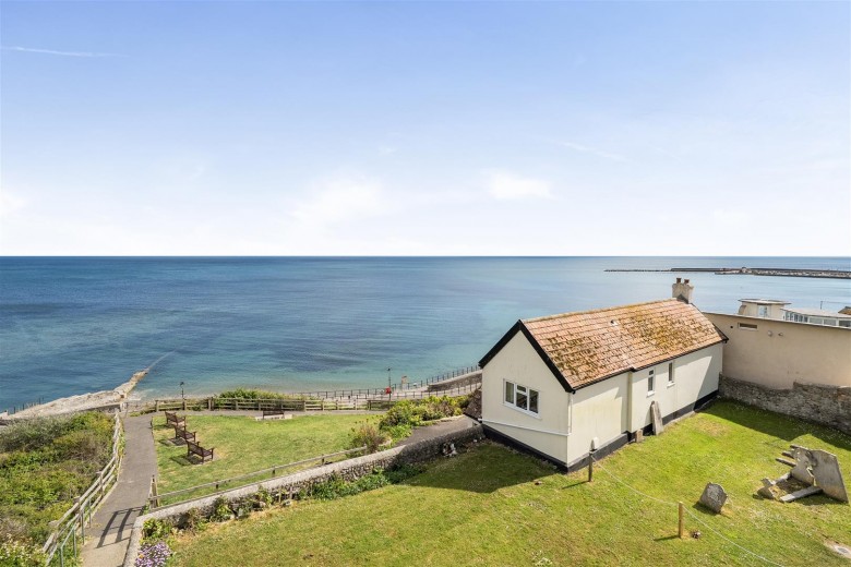 Click the photo for more details of Long Entry, Lyme Regis