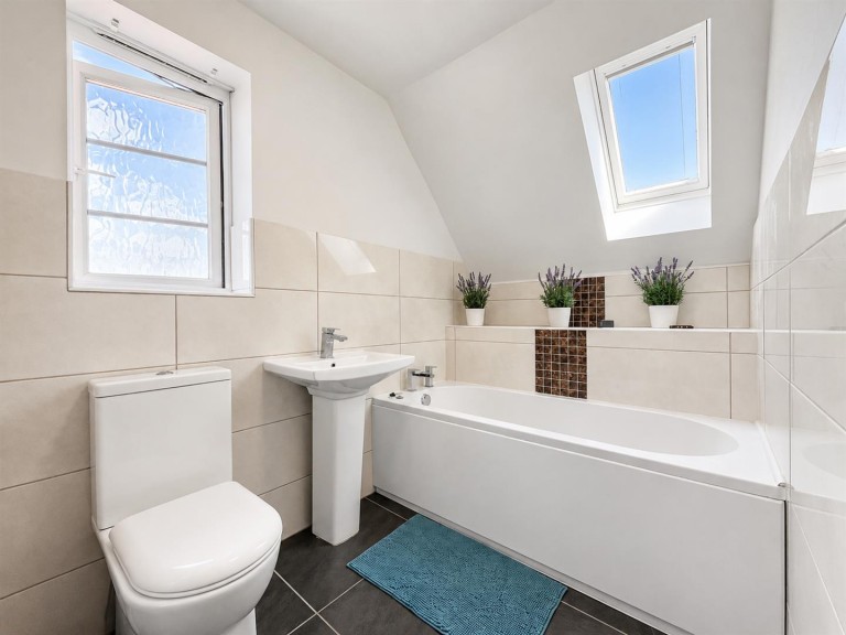 Images for Harefield, Grange Park, Northampton, NN4