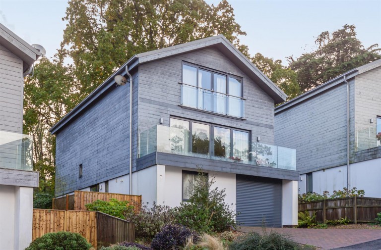 Images for Solent Lawns, Gurnard