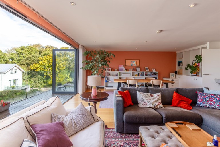 Images for Solent Lawns, Gurnard