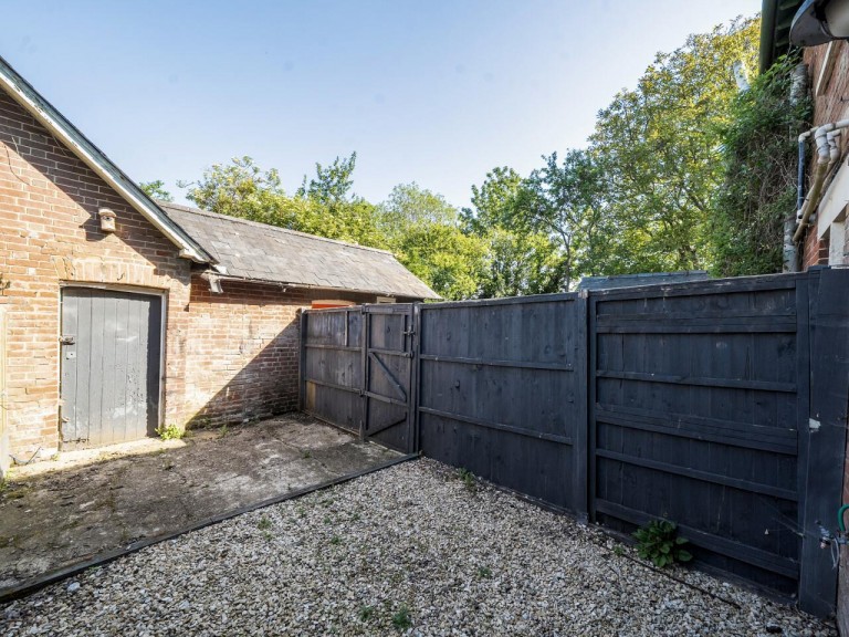 Images for Faulstone Lane, Bishopstone, Salisbury