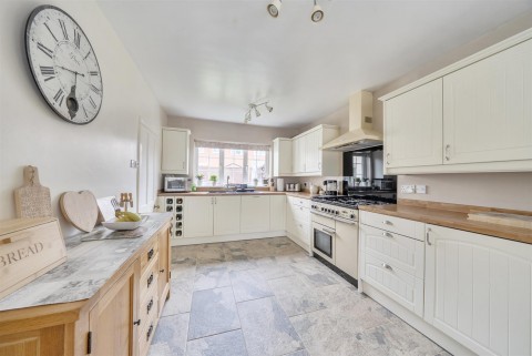 Click the photo for more details of Monkton Heathfield, Taunton