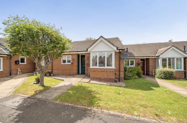Click the photo for more details of Sourton Place, Daventry, NN11