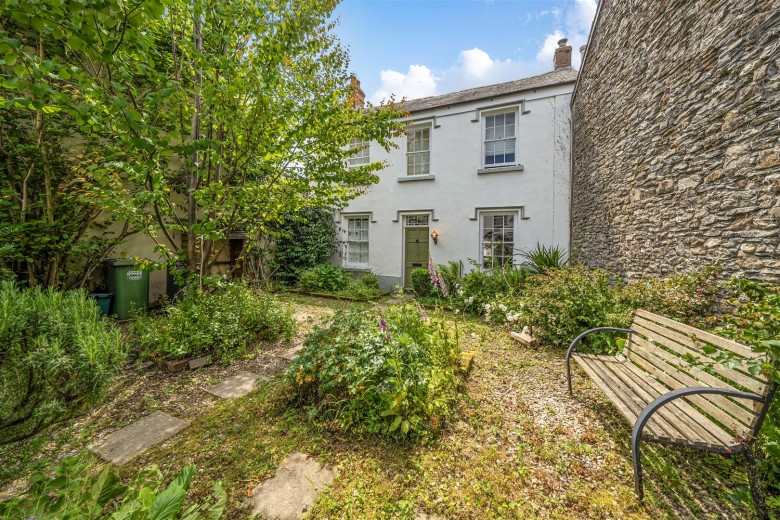 Click the photo for more details of Castle Street, Combe Martin, Ilfracombe