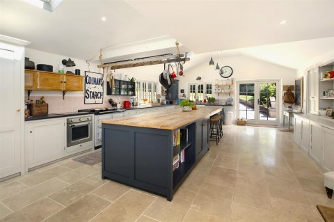 Click the photo for more details of Stoodleigh, Tiverton