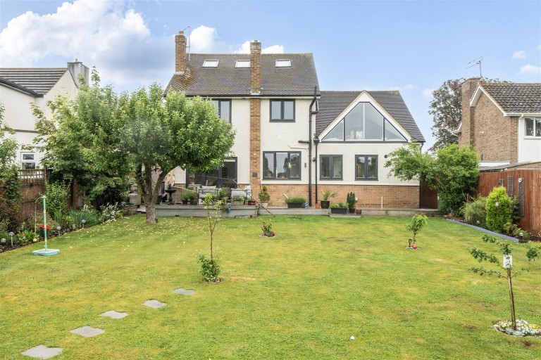 Images for Foxcovert Drive, Roade, NN7