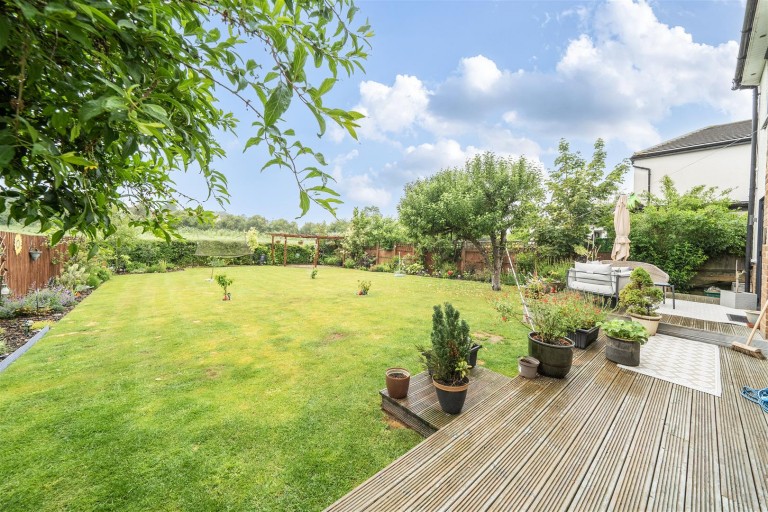 Images for Foxcovert Drive, Roade, NN7