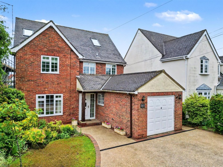 Click the photo for more details of Lindsell, Dunmow