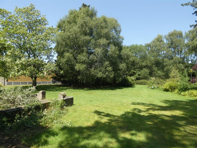 Images for The Hollow, Child Okeford, Blandford Forum