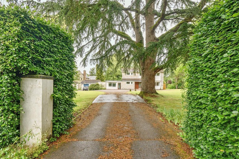 Images for The Hollow, Child Okeford, Blandford Forum