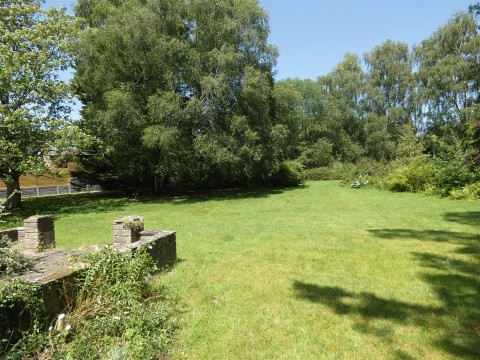 Click the photo for more details of The Hollow, Child Okeford, Blandford Forum