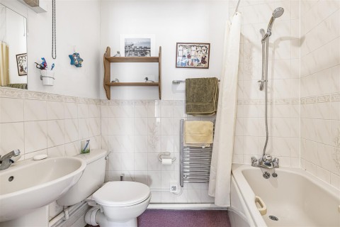 Click the photo for more details of Norwich Street, Cambridge