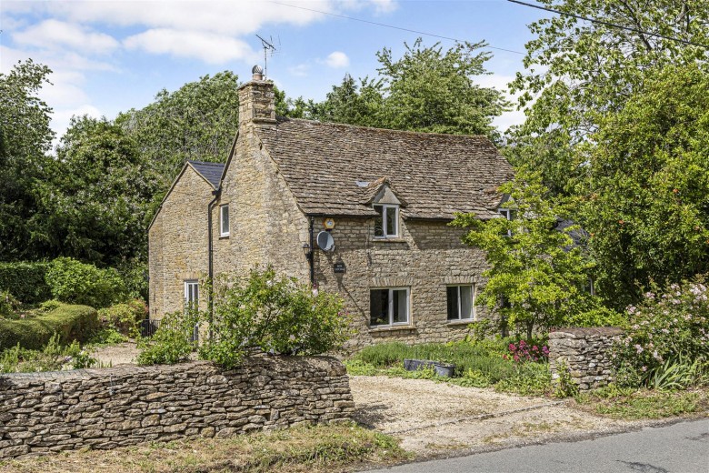 Click the photo for more details of Oaksey, Wiltshire