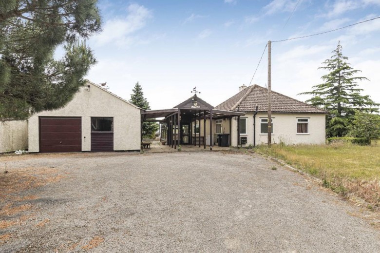 Click the photo for more details of Mildenhall Road, Fordham, Ely
