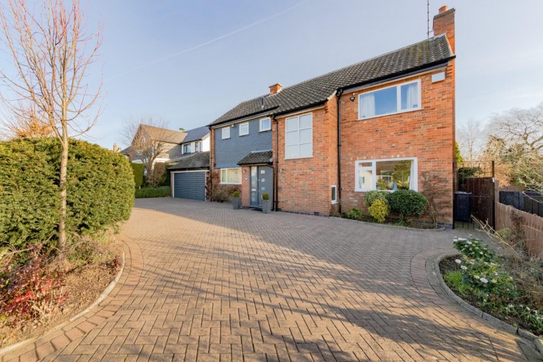 Click the photo for more details of Sackville Gardens, Stoneygate, Leicester