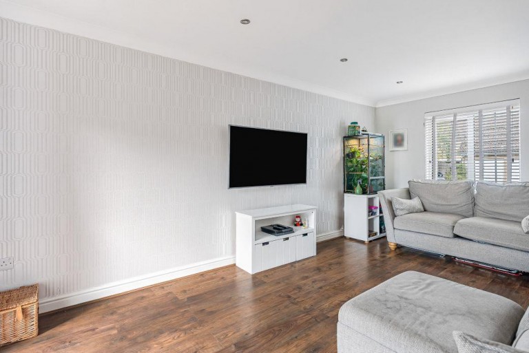 Images for Stirling Way, Sutton, Ely