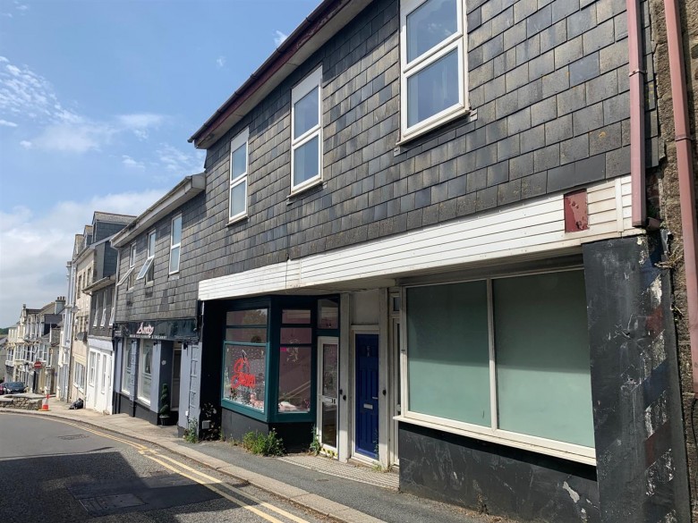 Click the photo for more details of Higher Fore Street, Redruth