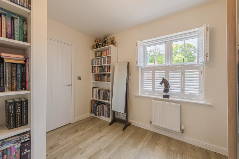 Images for Poplar Close, Overseal, DE12