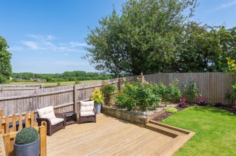 Click the photo for more details of Poplar Close, Overseal, DE12