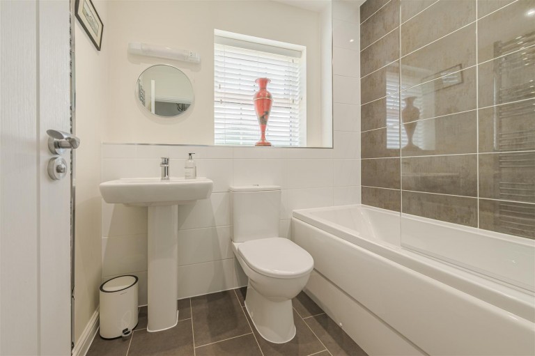 Images for Poplar Close, Overseal, DE12