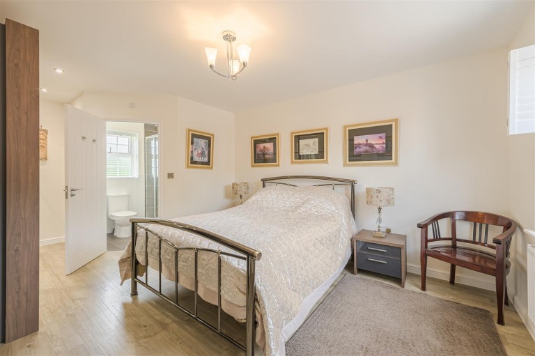 Images for Poplar Close, Overseal, DE12