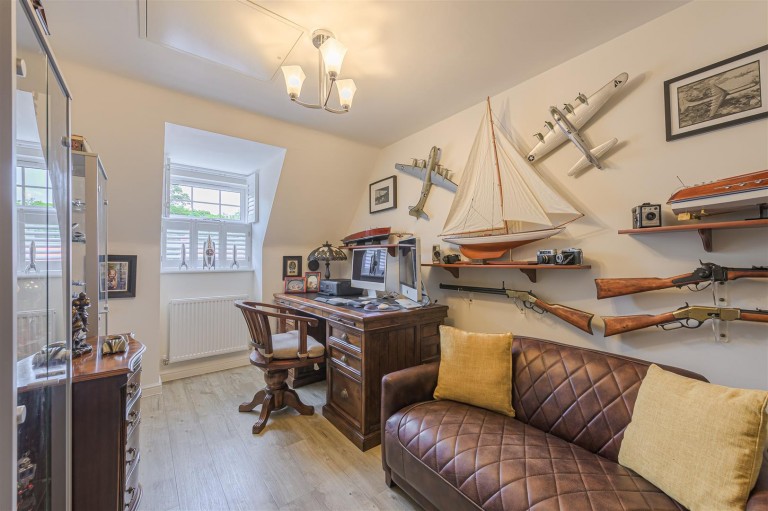 Images for Poplar Close, Overseal, DE12