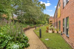 Images for Bath Road, Banbury - Huge partially covered balcony