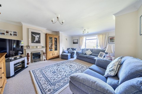 Click the photo for more details of Lime Road, Yardley Gobion, NN12