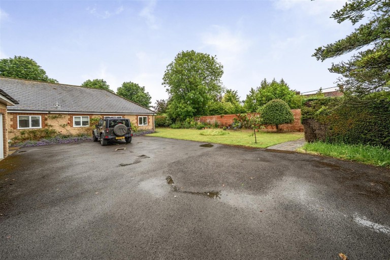 Images for The Paddock, Lovells Court, Burton Street, Marnhull