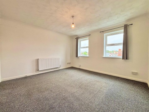 Click the photo for more details of Tennyson Road, Freshwater
