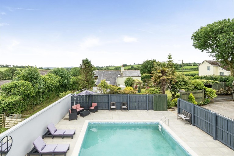 Images for Slipperhill, Launceston